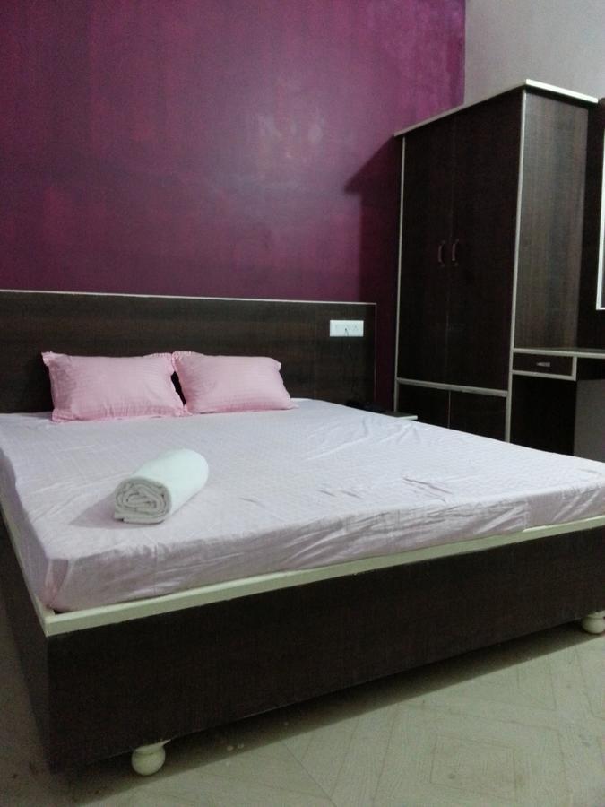 Hotel Sanchita Palace Forbesganj Экстерьер фото