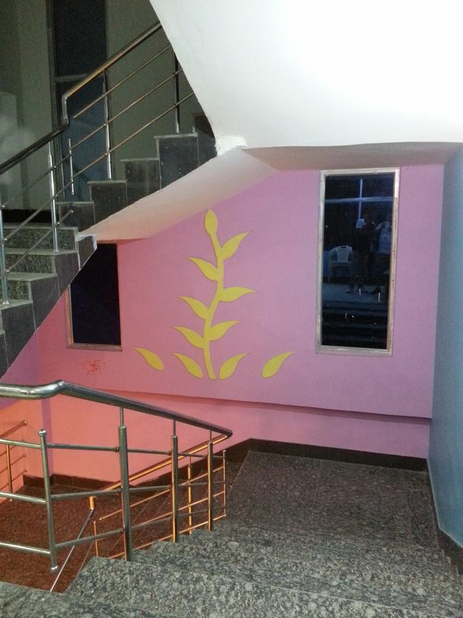 Hotel Sanchita Palace Forbesganj Экстерьер фото